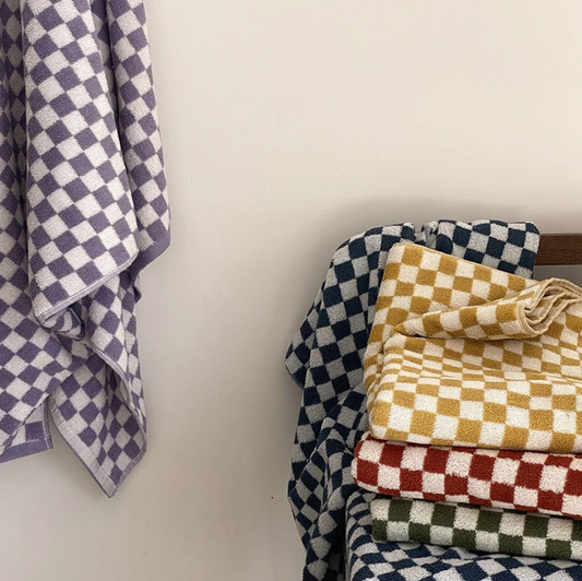 Checkerboard Bath Towels
