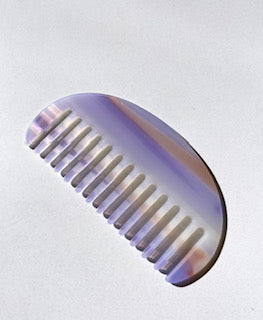 Shell Striped Hair Comb